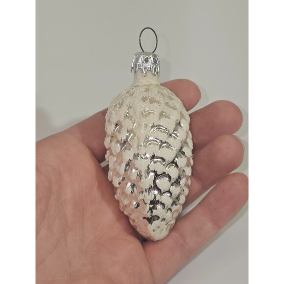VTG West Germany Blown Glass Christmas Ornament Snow Covered Pinecone Figural - Picture 2 of 5